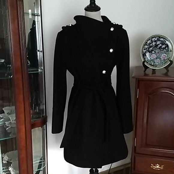 Coat - Picture 1 of 10
